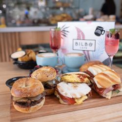 Bilbo Café ofrece sus propuestas en estilo hobbit en cuatro locales diferentes.