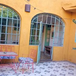 En Café Casa Tr3s, la especialidad un blend en grano de origen brasileño y colombiano. 