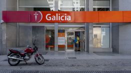 Ghost Banks Limp Along In Argentina, Staying Open As Costly ATMs 