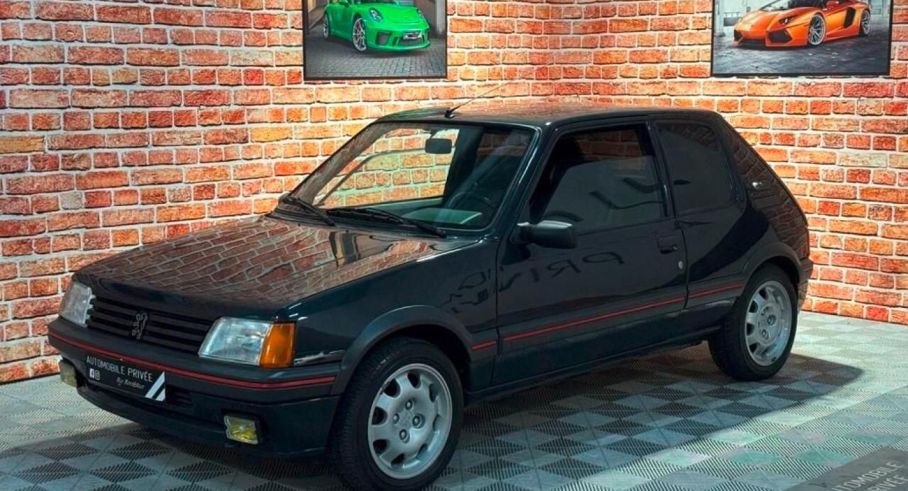 Peugeot 205