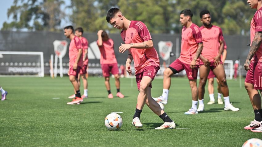 ¿Juega con Defensa o lo guarda?: Mastantuono el pedido del Burrito para recibir al Mineiro.