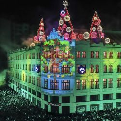 Curitiba está a dos horas y media en avión de Buenos Aires. Allí se celebra la navidad desde noviembre y ofrece un sinnúmero de actividades turísticas.