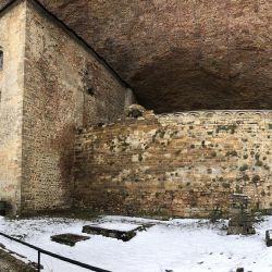 El territorio español de Aragón está poco difundido: alberga una ruta del vino, centros de esquí, turismo rural, castillos y catedrales muy bien conservados.