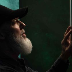 Después de años de cubrir recitales, pasó a ser retratista y los músicos se dejaron llevar por sus ideas.  | Foto:Gentileza Salvador Rocca.