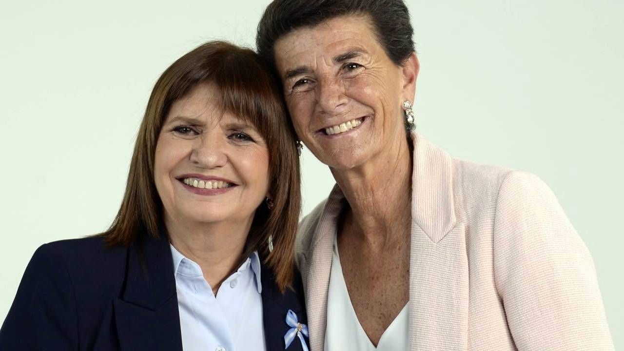 Patricia Bullrich y Patricia Vázquez | Foto:CEDOC