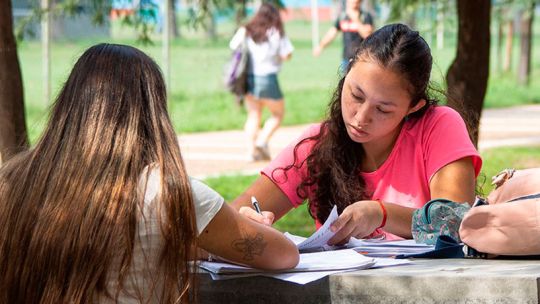 Desde la alimentación hasta la vivienda: un análisis del costo de vida estudiantil en Córdoba