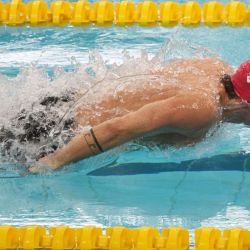 Noe Ponti, de Suiza, compite durante las eliminatorias de 100m estilos individual masculino en la Copa del Mundo de Natación de World Aquatics en el Centro Acuático OCBC de Singapur. | Foto:Xinhua/Then Chih Wey