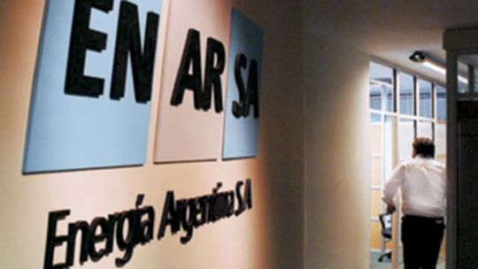 El Gobierno oficializó la venta de tres centrales termoeléctricas y proyecta recaudar más de US$ 800 millones