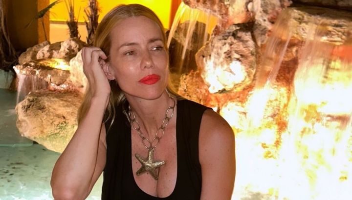 Nicole Neumann deslumbra con un look al estilo de los 2000: un regreso a la moda retro