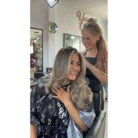 Yesica Carricaburo: Estilista, Colorista y te asesoro en tu cambio de look. ¡Me encanta dejarte hermosa!