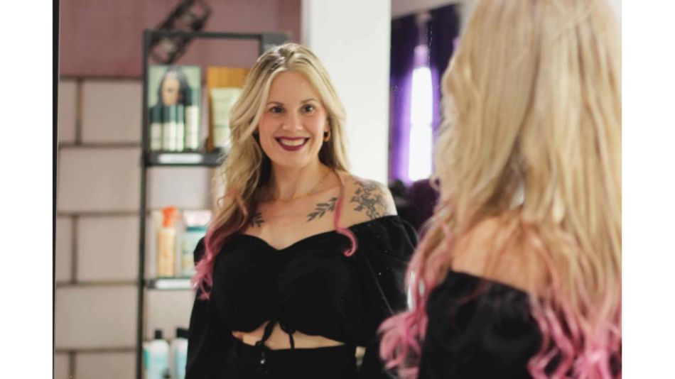 Yesica Carricaburo: Estilista, Colorista y te asesoro en tu cambio de look. ¡Me encanta dejarte hermosa!
