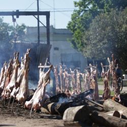 A 270 km de CABA: Tapalqué celebre su 161 cumpleaños con asado multitudinario.