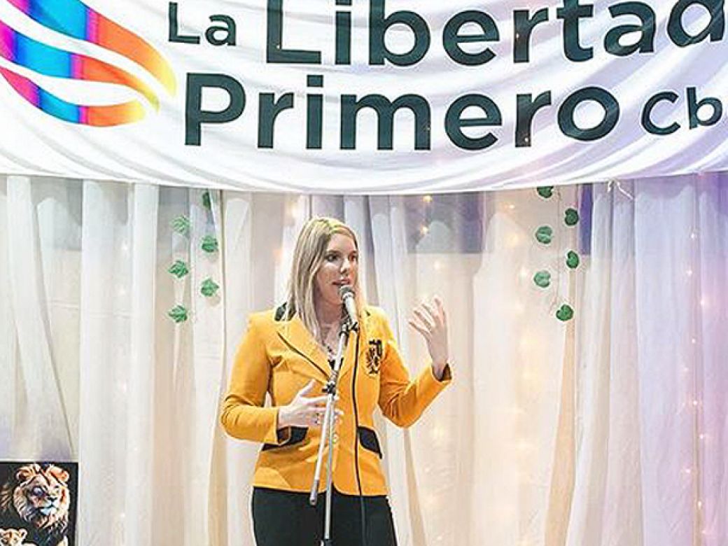 veronica-sikora-en-acto-libertario-1905642