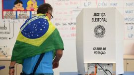 Elecciones en Brasil: Flávio Bolsonaro lidera las encuestas frente a Lula y la inflación suma presión sobre el Gobierno