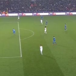 Insólito error de Aston Villa