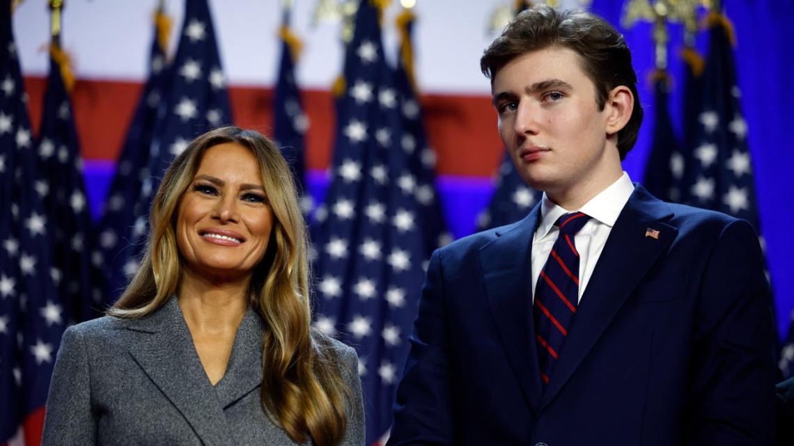 Un bizarro libro de hace 130 años alentó teorías conspirativas sobre Barron Trump como "viajero en el tiempo" | Perfil