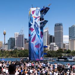 Red Bull Cliff Diving se hizo en Sidney, Australia, en una torre ubicada frente al edificio de la Opera.
