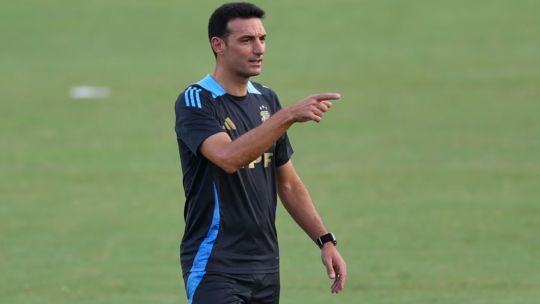 Con la vuelta de Messi, Scaloni anunció una prelista para enfrentar a Chile y Colombia