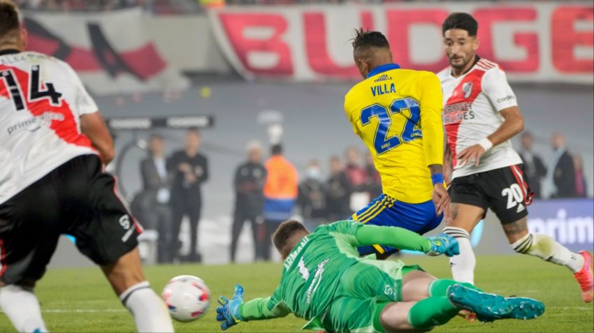 Villa anotó aquella recordada noche que Boca vistió la camiseta amarilla en el Monumental.