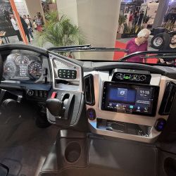 El interior del Nomade que presentó Marcopolo en la Expo Motorhome de Curitiba.