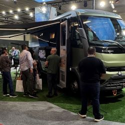 Impresionantes motorhomes 4x4 se exhibieron en la Expo que se está haciendo en Curitiba, Brasil.