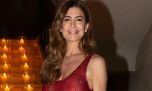 Juliana Awada sorprende con un vestido de la tendencia que Pampita puso de moda: transparencias en rojo y sensualidad a flor de piel