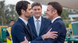 El presidente Emmanuel Macron, a su llegada al país. Lo recibió el embajador argentino en Francia, Ian Sielecki.