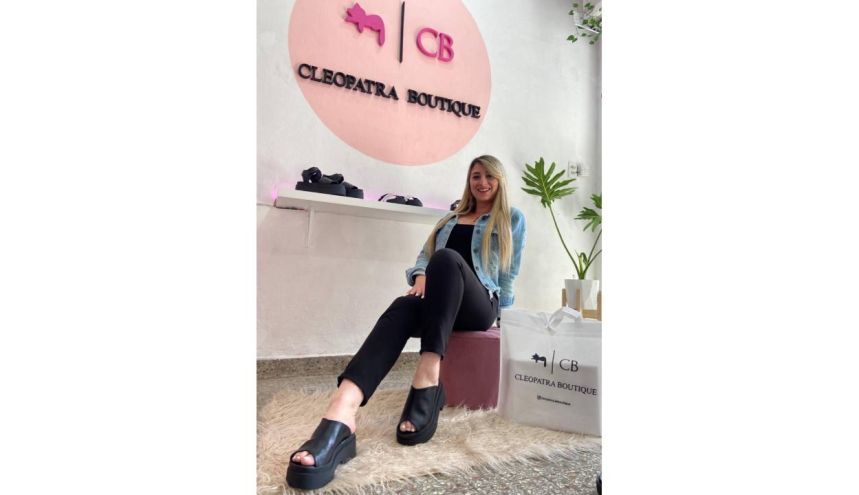 Bienvenidos a la presentación de Cleopatra Boutique, donde la moda se encuentra con la elegancia en cada paso que das