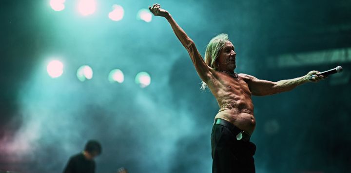 El cantante estadounidense Iggy Pop se presenta en el festival anual de música en la Ciudad de México.