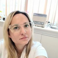 Dra. Gabriela Damilano: Cómo evitar el síndrome de Overfilled Facial y lograr un rejuvenecimiento natural