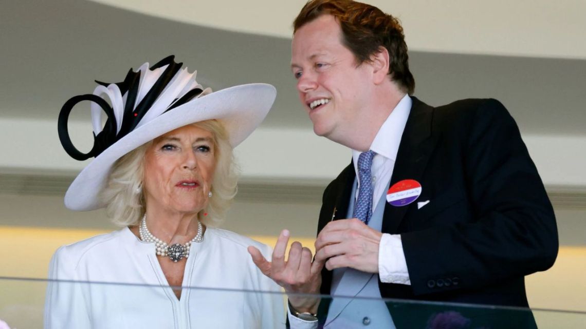 Tom Parker Bowles salió con tacones de punta a defender a su madre | Caras