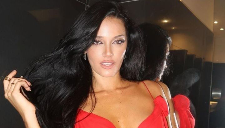 Pasión y estilo: Oriana Sabatini desata suspiros con un vestido rojo vibrante 