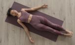 La Savasana: la postura que aporta paz al cuerpo y la mente