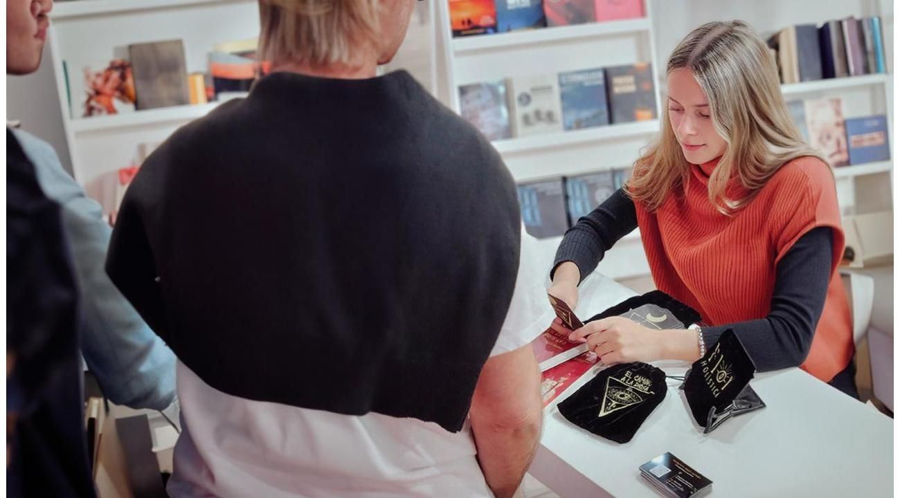 La Fuerza Interna de la Mujer: Un Camino de Regreso a Nosotras