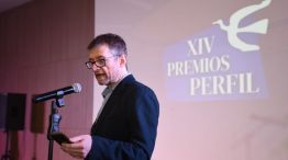 Walter Curia en la ceremonia de los Premios Perfil