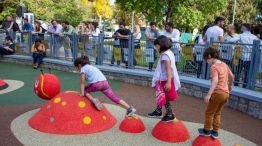 Sólo 3 de cada 10 chicos van solos a la escuela, el club o la plaza en la Ciudad de Buenos Aires 