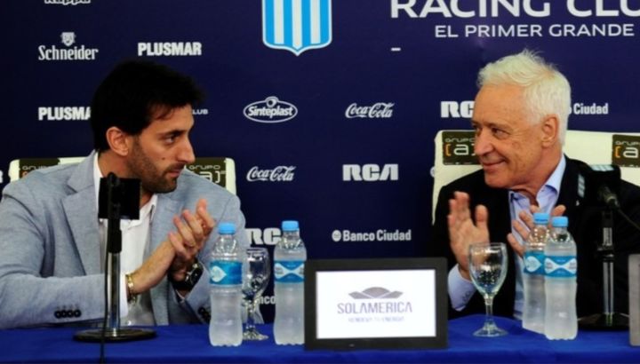 Víctor Blanco vs Diego Milito Racing