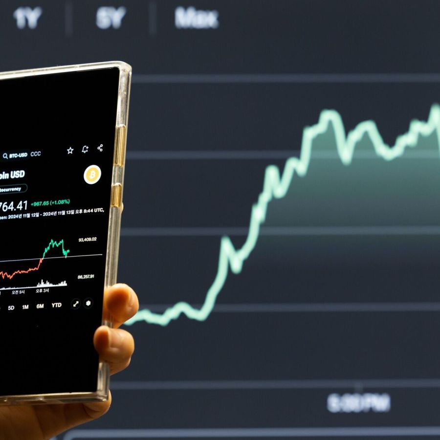 ¿Qué le espera el Bitcoin y a las criptomonedas en el 2025? | Perfil