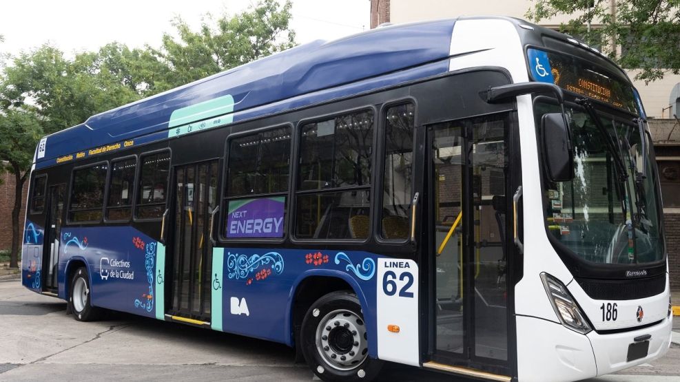 Modernizan los buses porteños