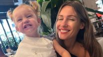 Pampita con su hija menor, Anita García Moritán.