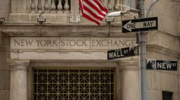 Stock Rotation Hits Megacaps As Wall Street Traders Gear Up For The Fed's Rate Decision