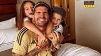 La tierna foto de Rodrigo De Paul con sus hijos que revela su gran parecido