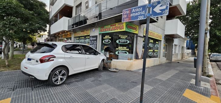 CHOQUE EN BARRIO GENERAL PAZ.