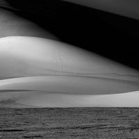 Claudia Ocanto: Un Viaje Fotográfico de Siluetas y Paisajes