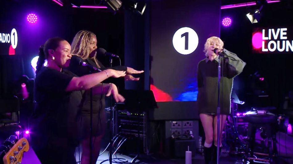 Rosé en el Live Lounge de BBC Radio 1