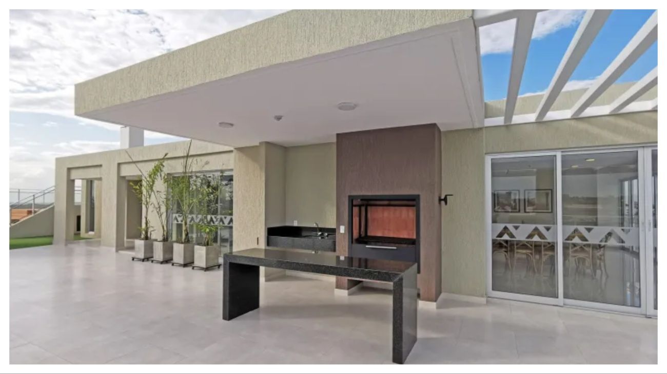 El edificio de lujo donde se hospeda el senador Edgardo Kueider y su secretaria. 