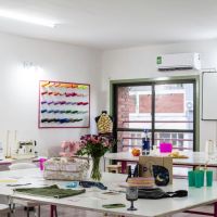 Palo Azul inaugura su nuevo espacio en Magenta, un paso clave hacia la moda sustentable