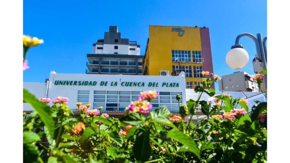 Facultad de Ciencias Económicas y Ambientales de la UCP: Una trayectoria de formación de profesionales comprometidos