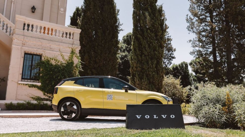 VOLVO