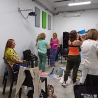 Explorando las constelaciones familiares: el impacto de los vínculos invisibles